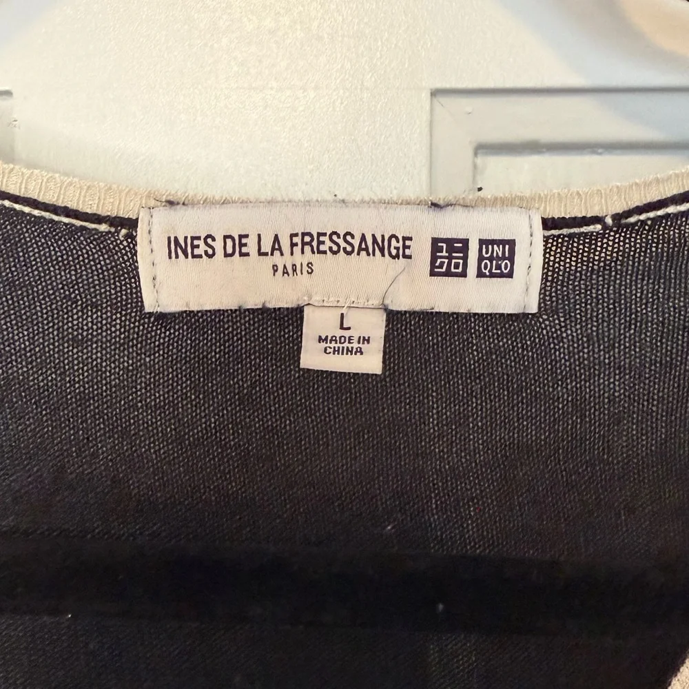 Ines de la Fressange x Uniqlo - Black V-Neck Sweater with White Trim - Picture 2 of 4